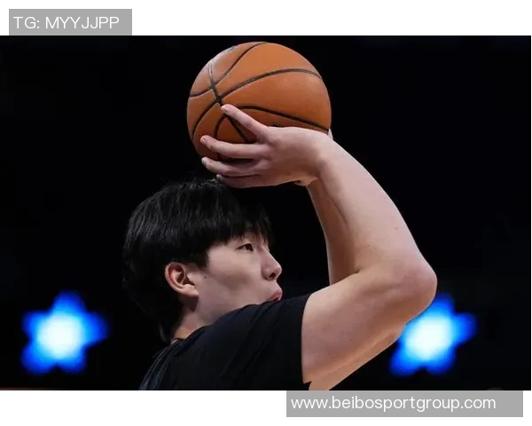 开拓者球迷嘉年华对抗赛黑队险胜白队杨瀚森队友夏普荣膺MVP称号