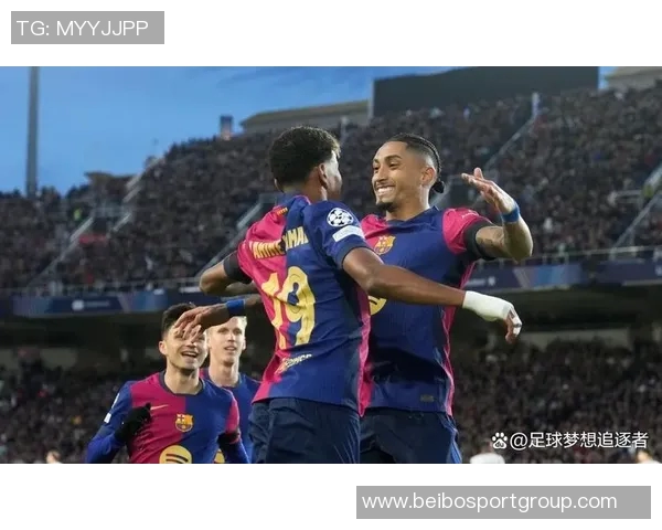 亚马尔与拉菲尼亚齐聚巴萨合练期待共同出战毕尔巴鄂挑战