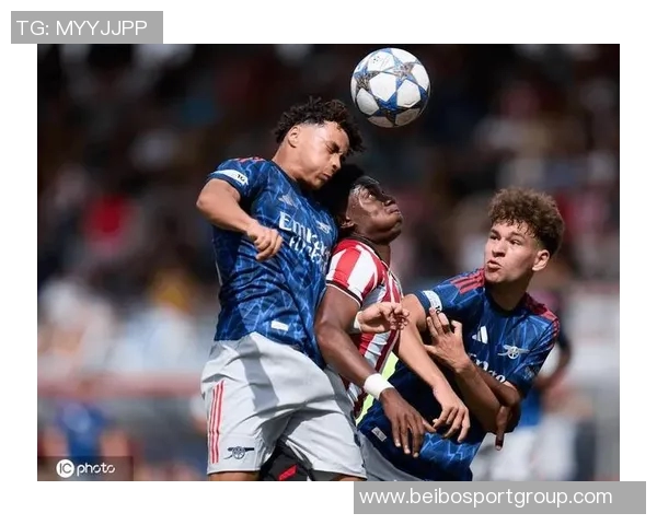 埃因霍温逆袭那不勒斯欧冠之路重燃希望前两轮遭遇挫折