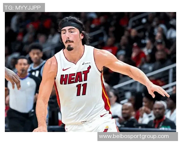 哈克斯分享球队快节奏打法乐趣强调切入跑动与空间创造的重要性